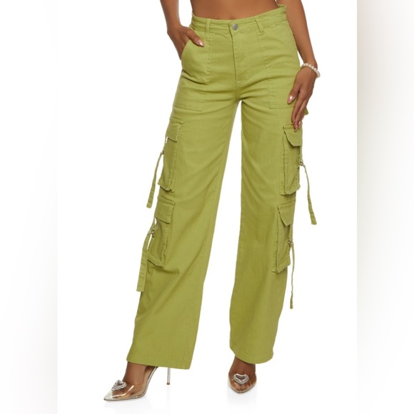 5/$25 Daisy Strappy Cargo Pants - Picture 1 of 6